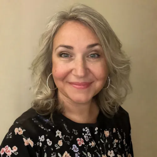 Elizabeth Fennell